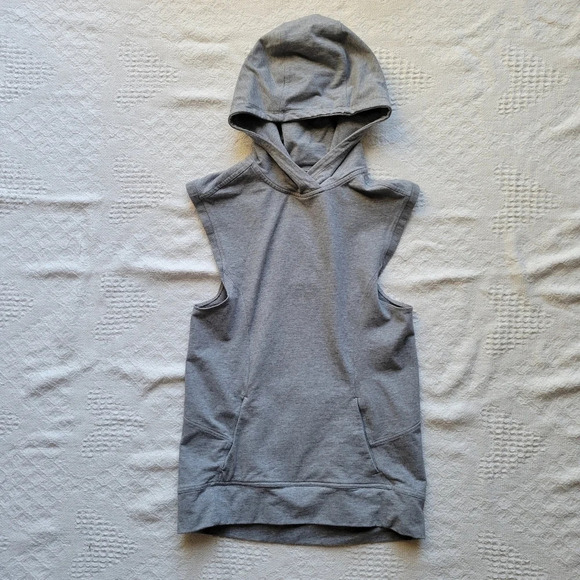 Lululemon Blissed Out Sleeveless Hoodie Heathered Medium Grey - Picture 3 of 9